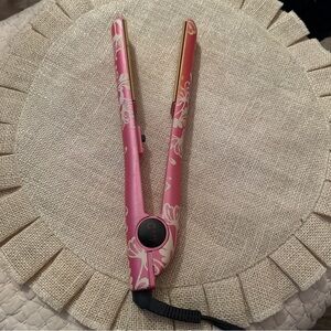 Chi Air 1in Ceramic Hair Straightener Flat Iron Model Red Floral Flowers.